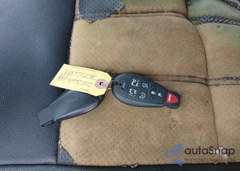 2015 Chrysler Town & Country Touring-L из США, поврежденный, VIN 2C4RC1CGXFR740182